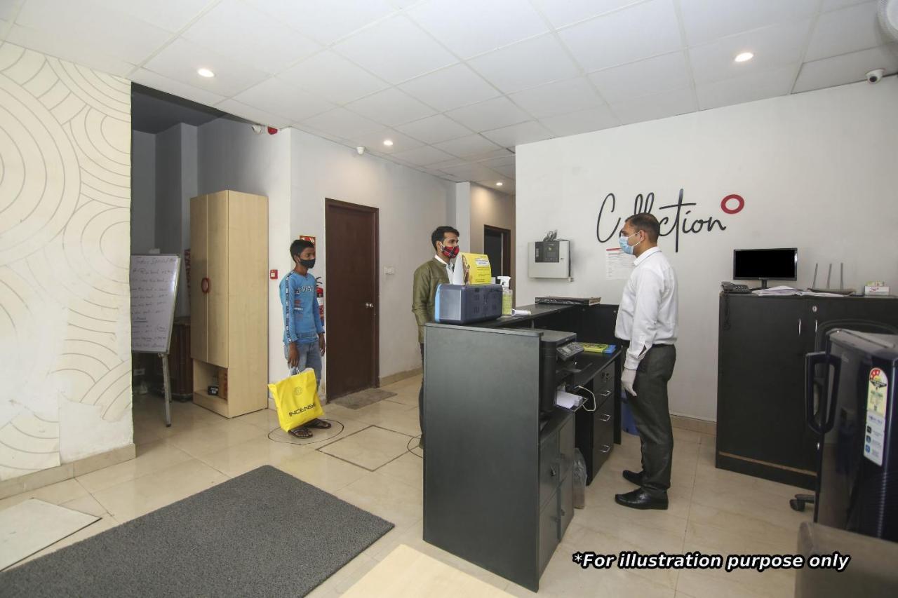 Oyo 81168 Collection O Dwarka Mor New Delhi Buitenkant foto